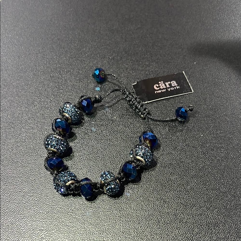 1308.‎ Cara New York Blue Beaded Bracelet Adjustable Closure